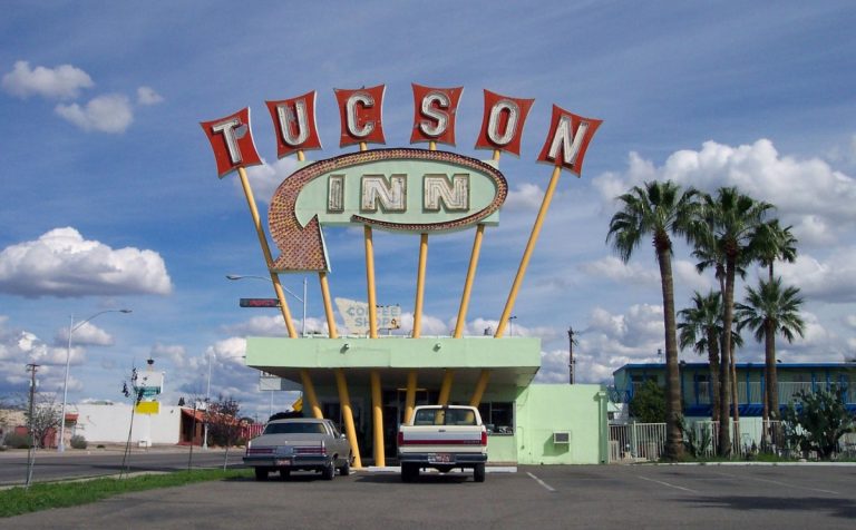 googie-style-tucson-inn-presented-by-the-molly-&-claude-team-realtors ...