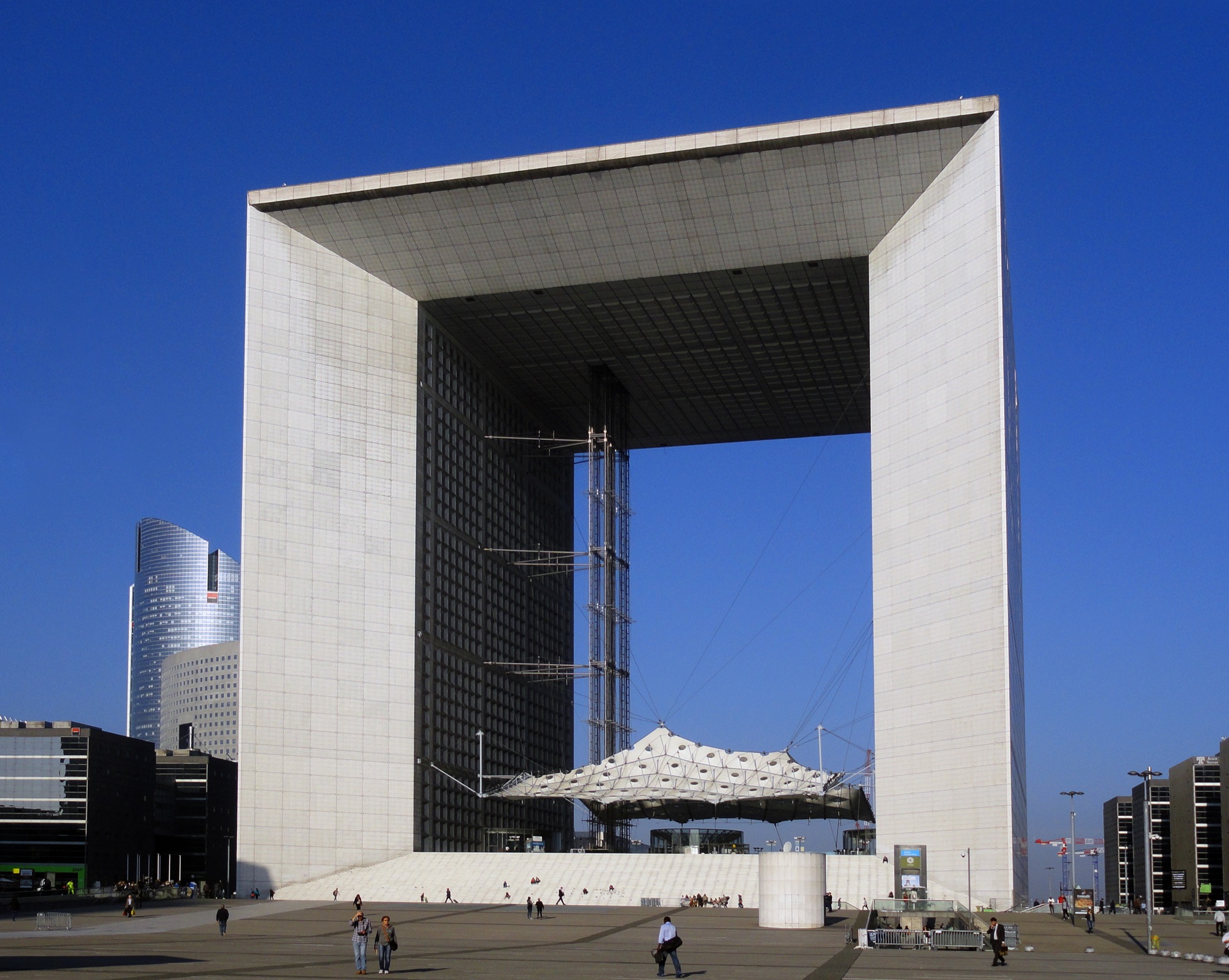 architect tom wright la grande arche de la defense presented by