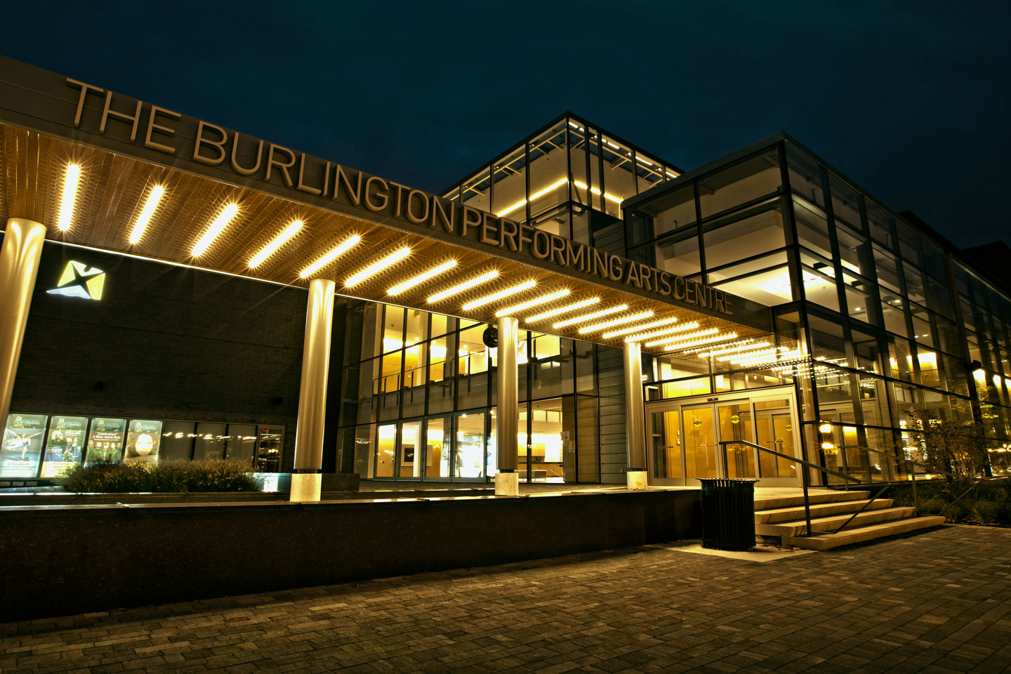 diamondschmittarchitects2011burlingtonperformingartscentre