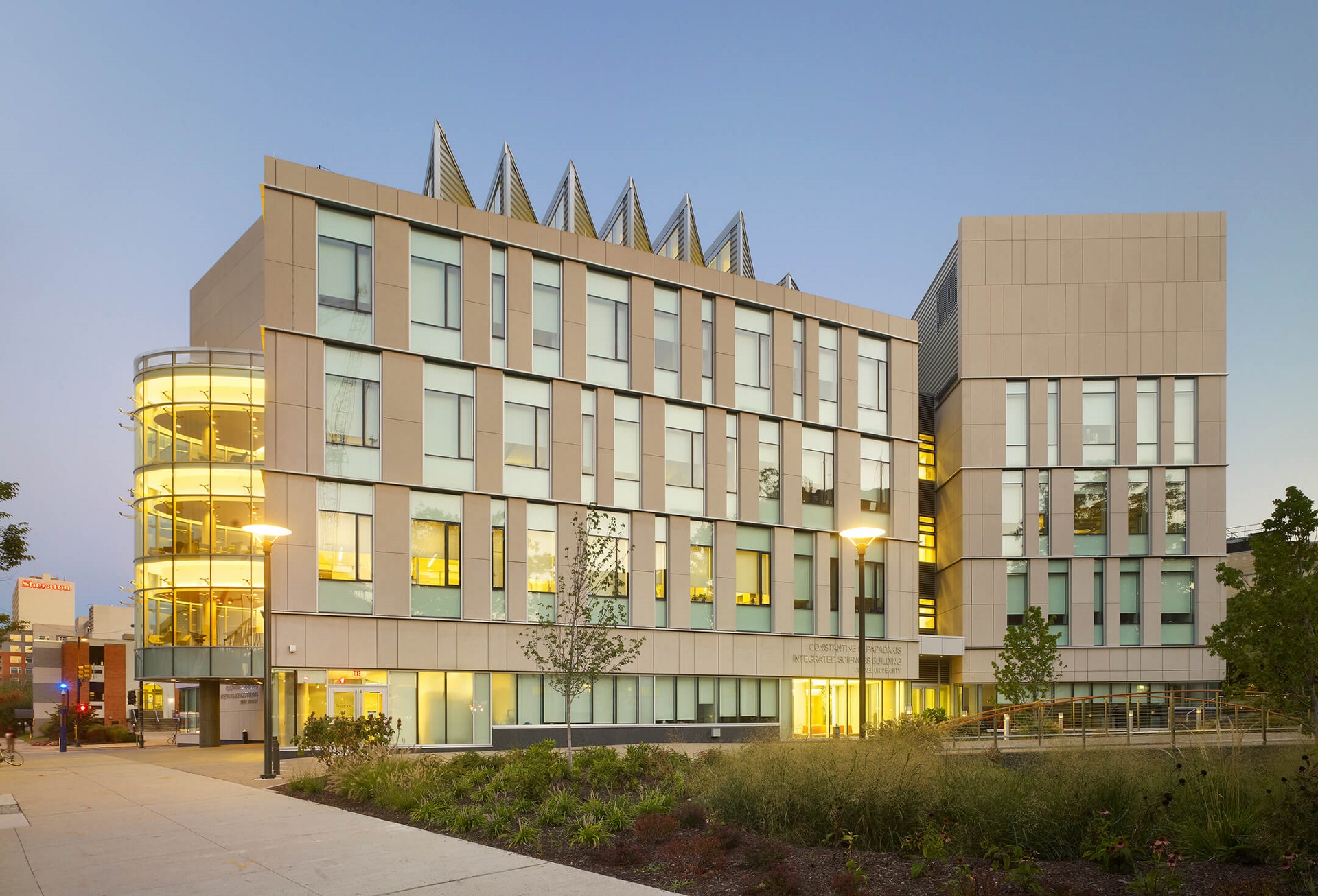 diamond-schmitt-architects-2011-integrated-sciences-building-drexel ...