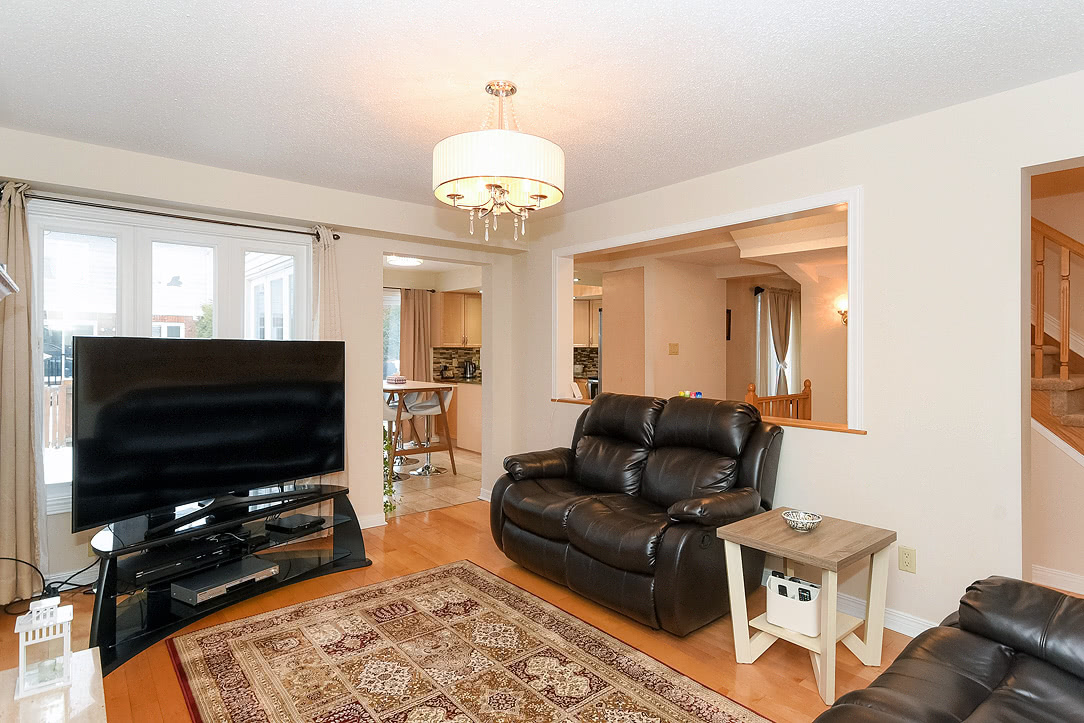 Ottawa House for Sale Hunt Club Park 1642 Blohm Drive $899,000 Virtual ...